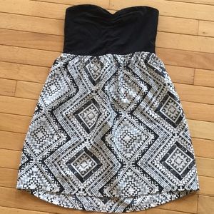 Strapless Roxy dress